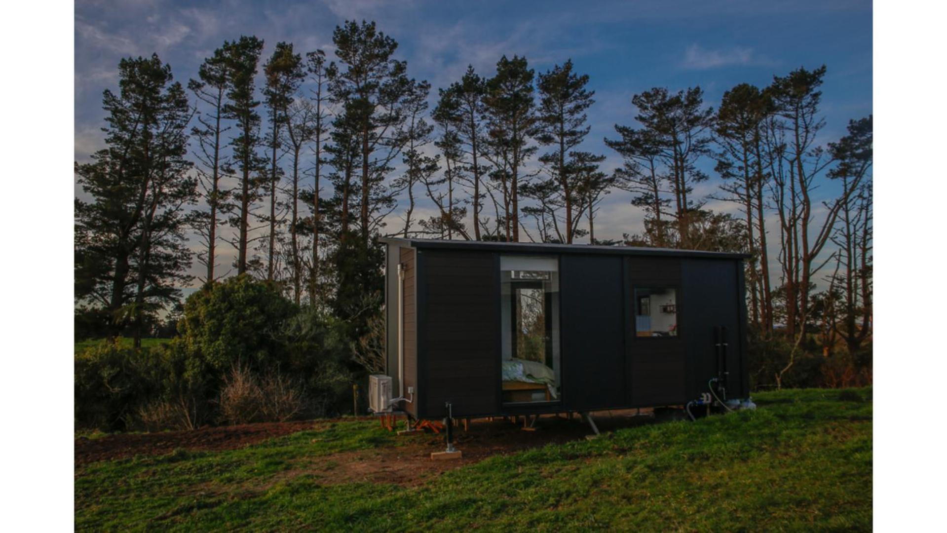 Taranaki Creekside Kea By Tiny Away Villa สแตรทฟอร์ด ภายนอก รูปภาพ