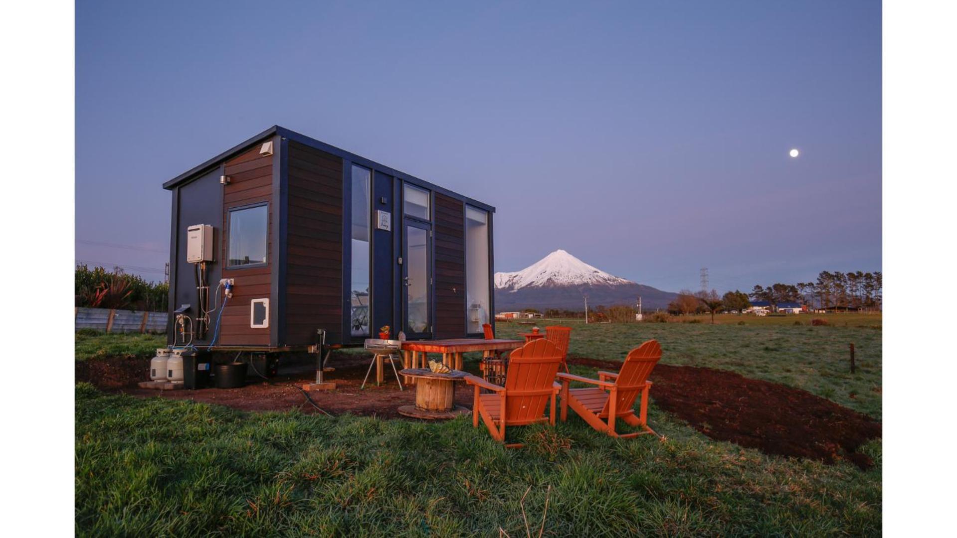 Taranaki Creekside Kea By Tiny Away Villa สแตรทฟอร์ด ภายนอก รูปภาพ